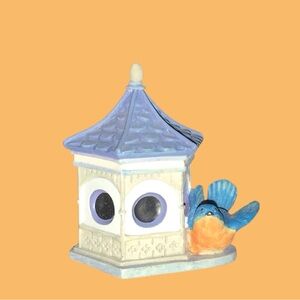 Vintage 1994 Blue Bird Decorative Figurine Thimble On A Birdhouse